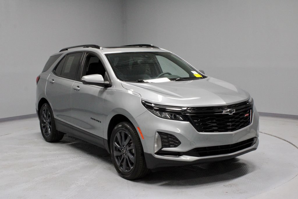 Used 2024 Chevrolet Equinox RS w/ RS Leather Package AWD/4WD image 1