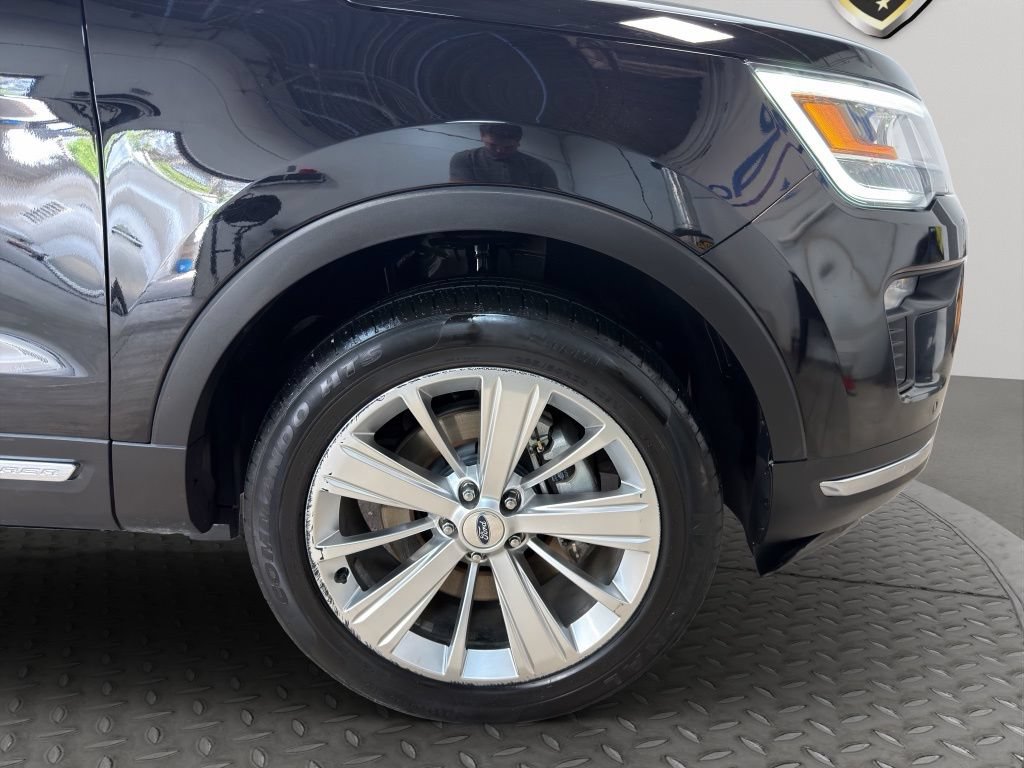 Used 2019 Ford Explorer Limited w/ Class III Trailer Tow Package AWD/4WD image 26