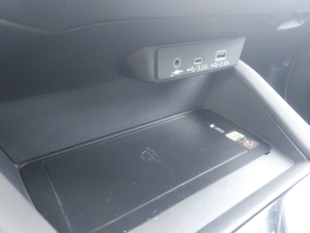 Certified 2025 Subaru Forester Premium AWD/4WD image 19