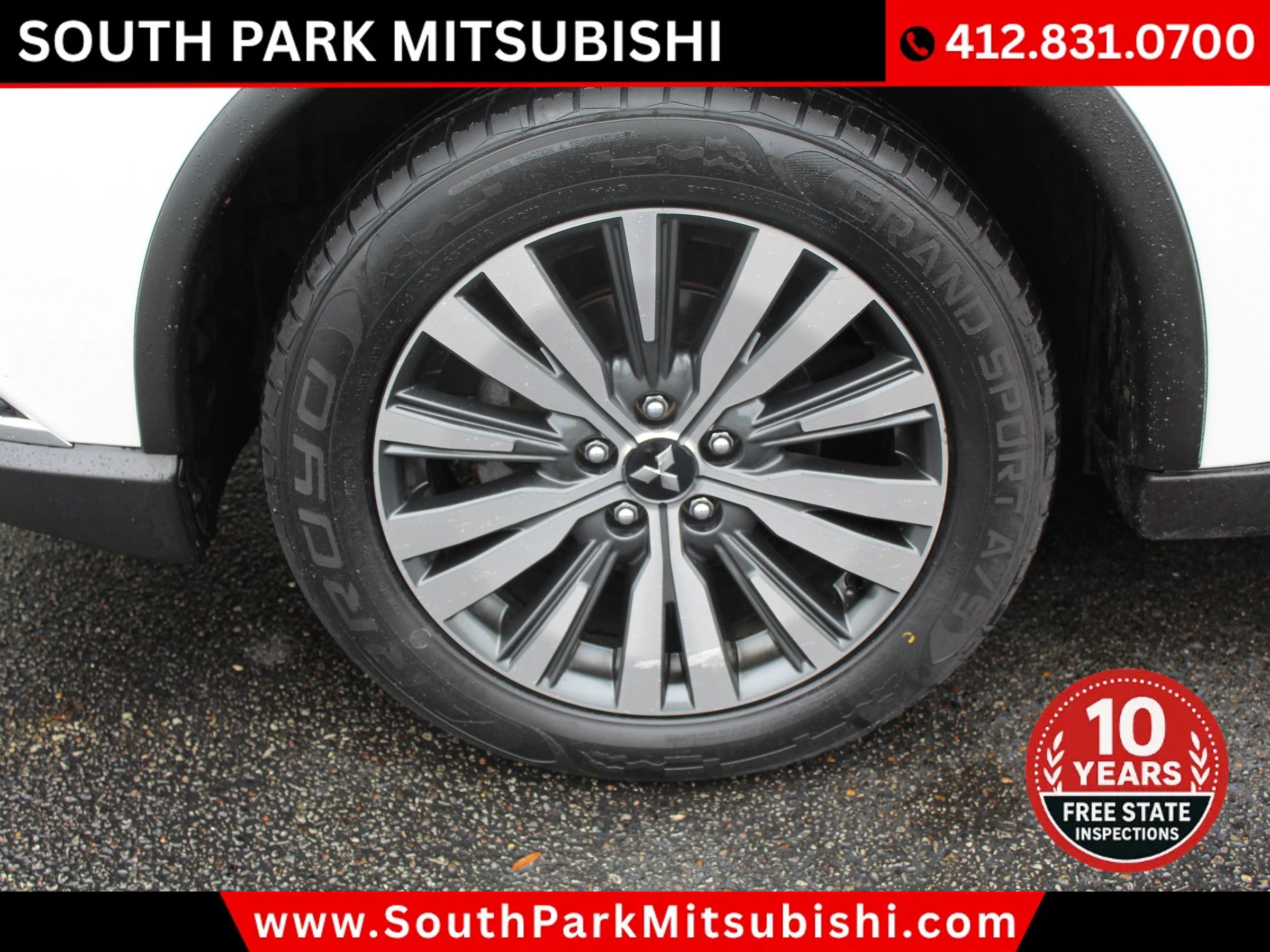 Used 2020 Mitsubishi Outlander ES AWD/4WD image 32