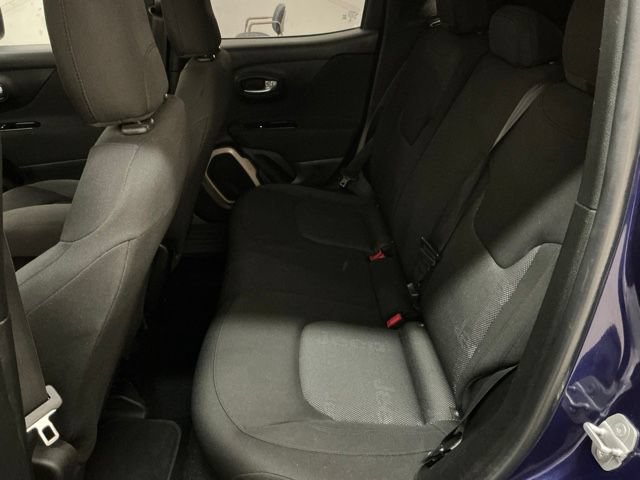 Used 2016 Jeep Renegade Sport w/ Power & Air Group FWD image 10