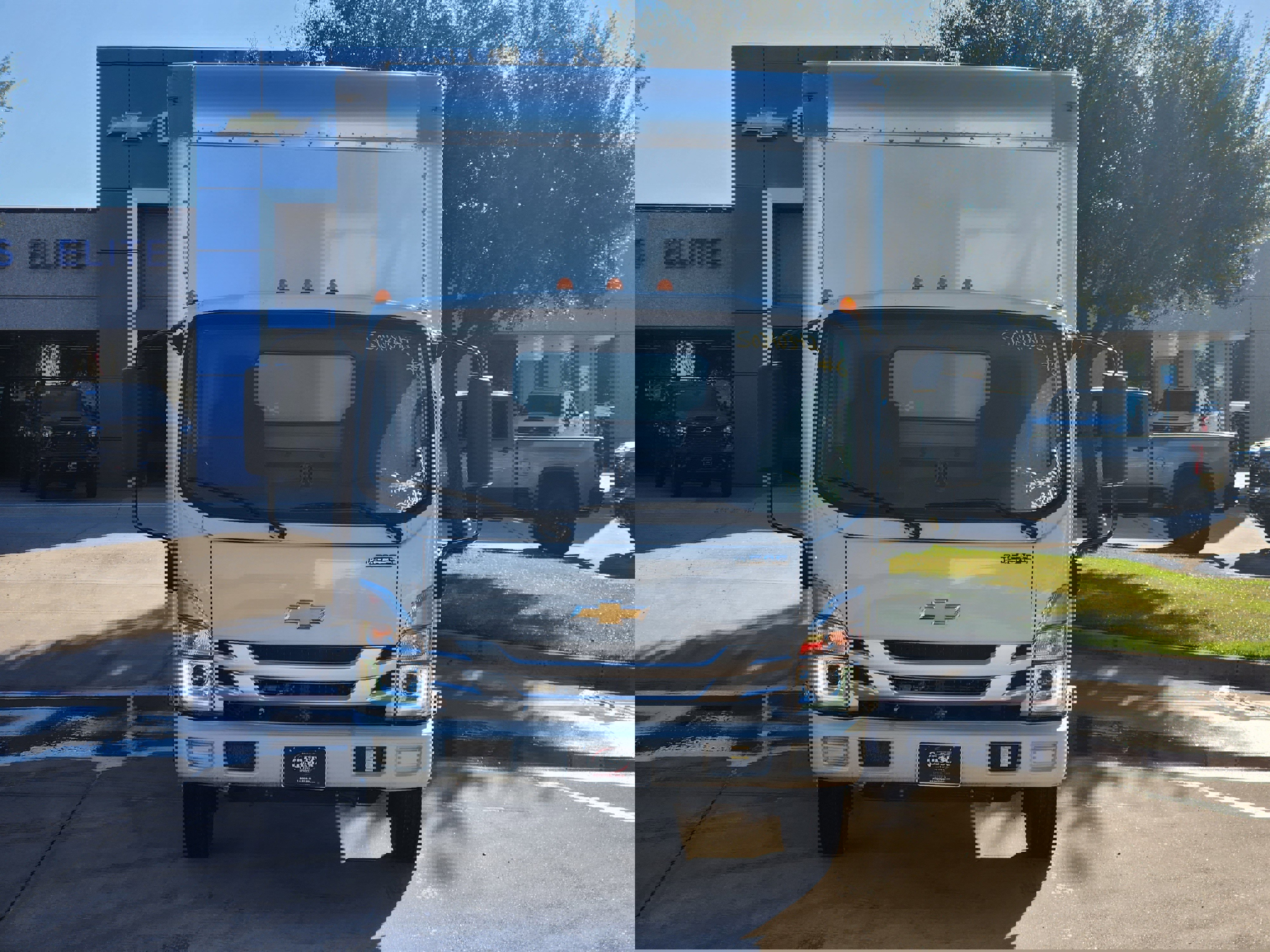 New 2025 Chevrolet Low Cab Forward image 8