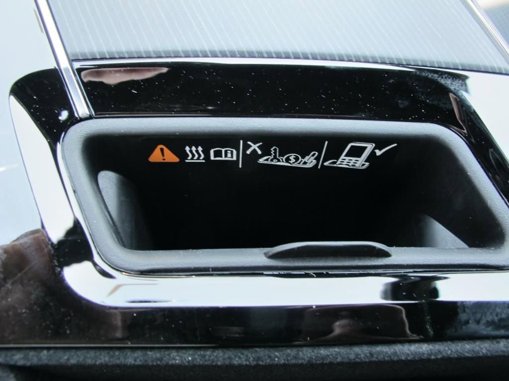 New 2025 Cadillac Lyriq Luxury image 15