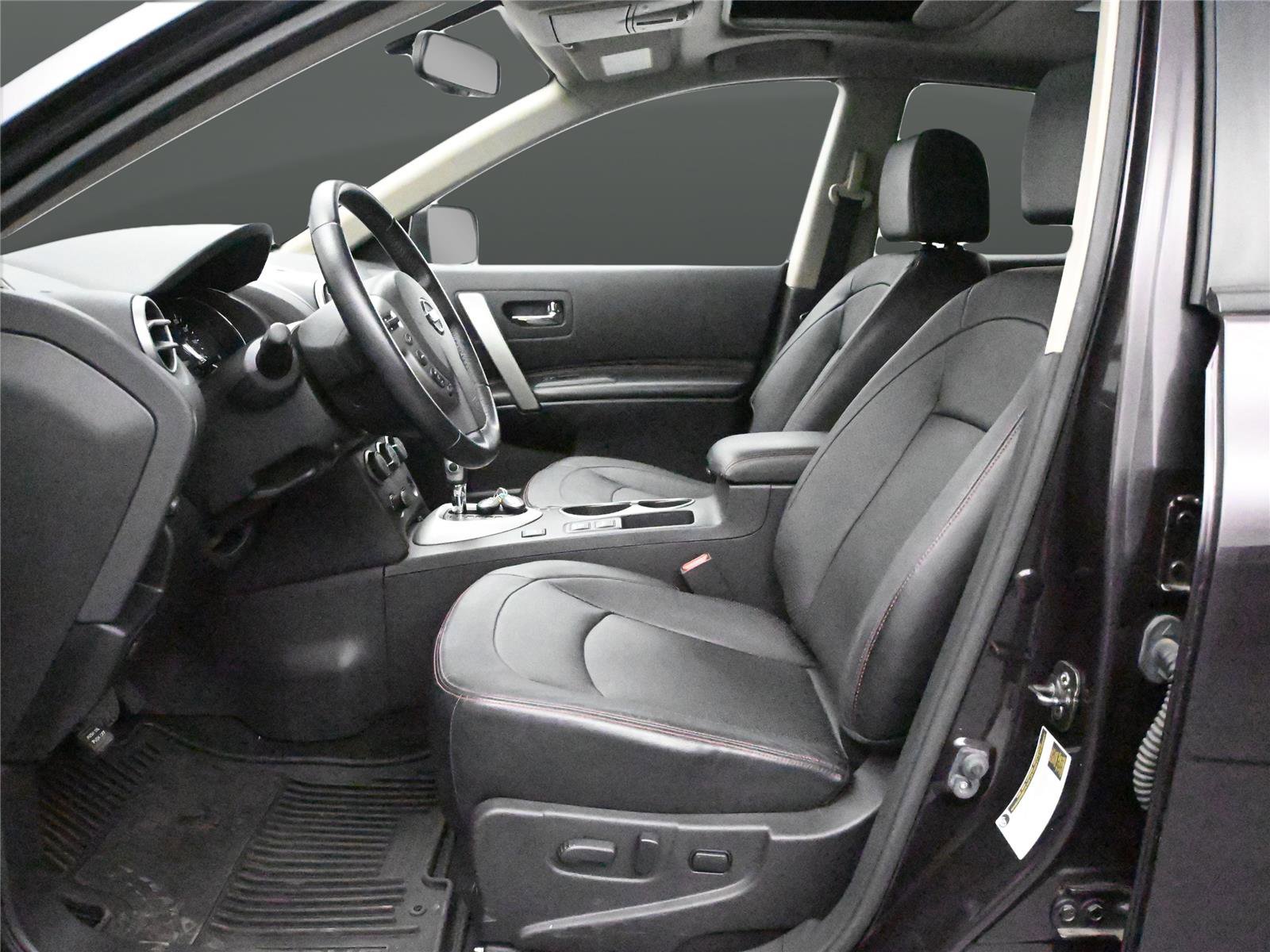 Used 2013 Nissan Rogue SL image 8