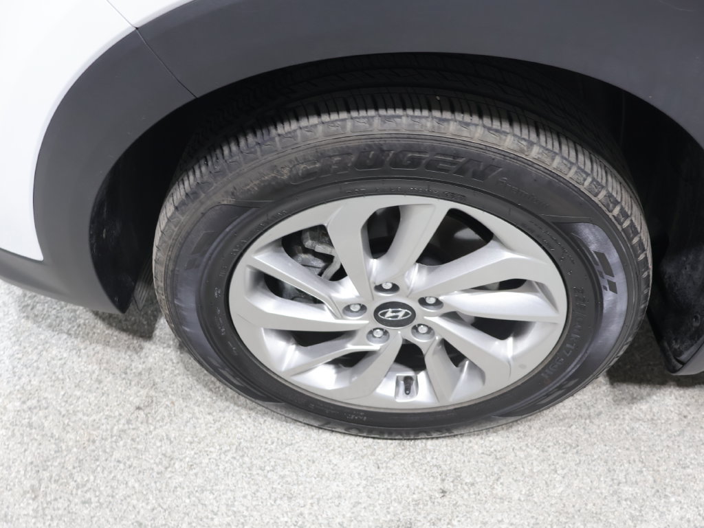 Used 2017 Hyundai Tucson SE w/ SE Popular Package 02 AWD/4WD image 9