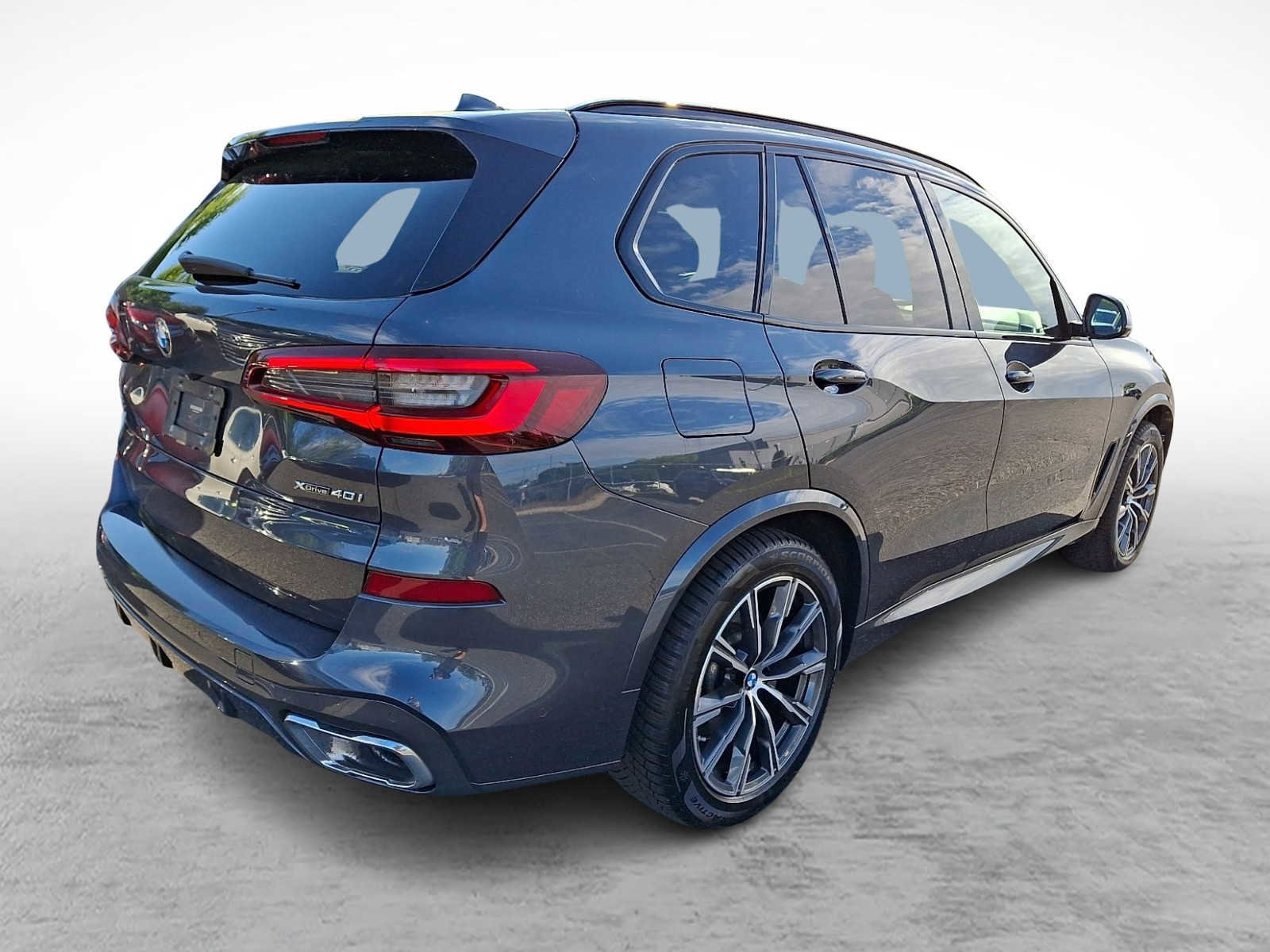 Used 2020 BMW X5 xDrive40i w/ M Sport Package AWD/4WD image 5