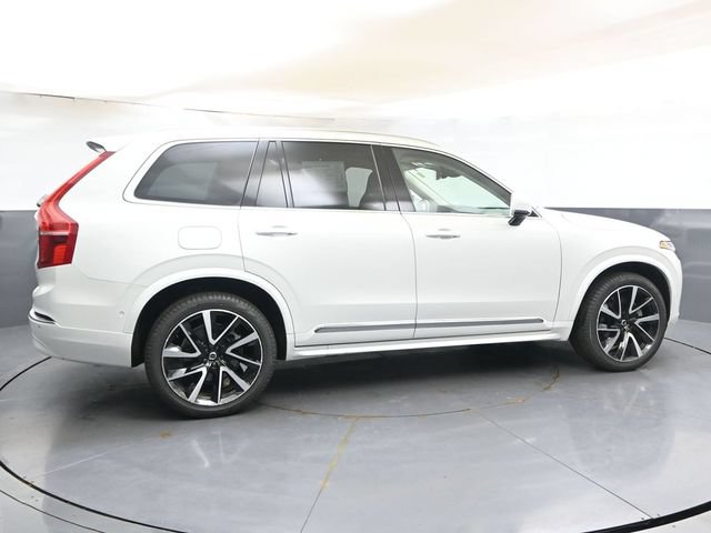 Used 2025 Volvo XC90 B5 Plus w/ Protection Package Premier AWD/4WD image 6