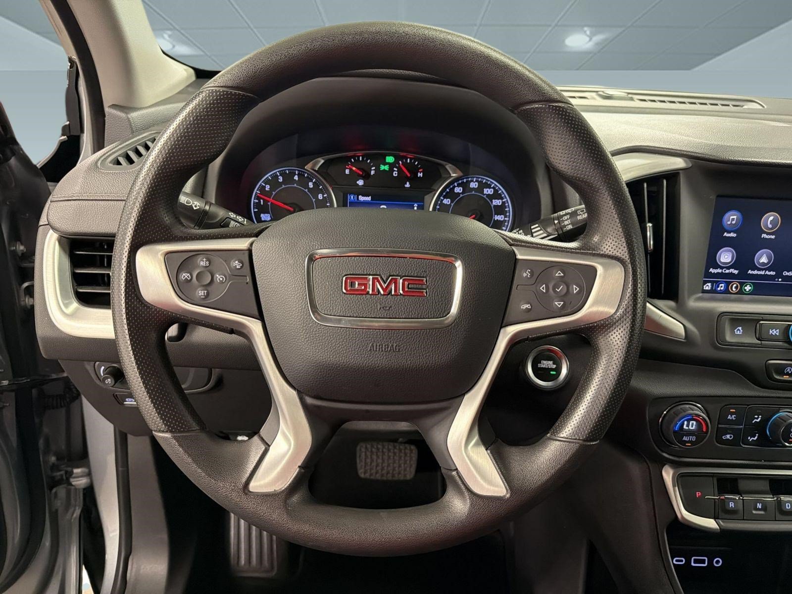 Used 2023 GMC Terrain SLE w/ Driver Convenience Package FWD image 16