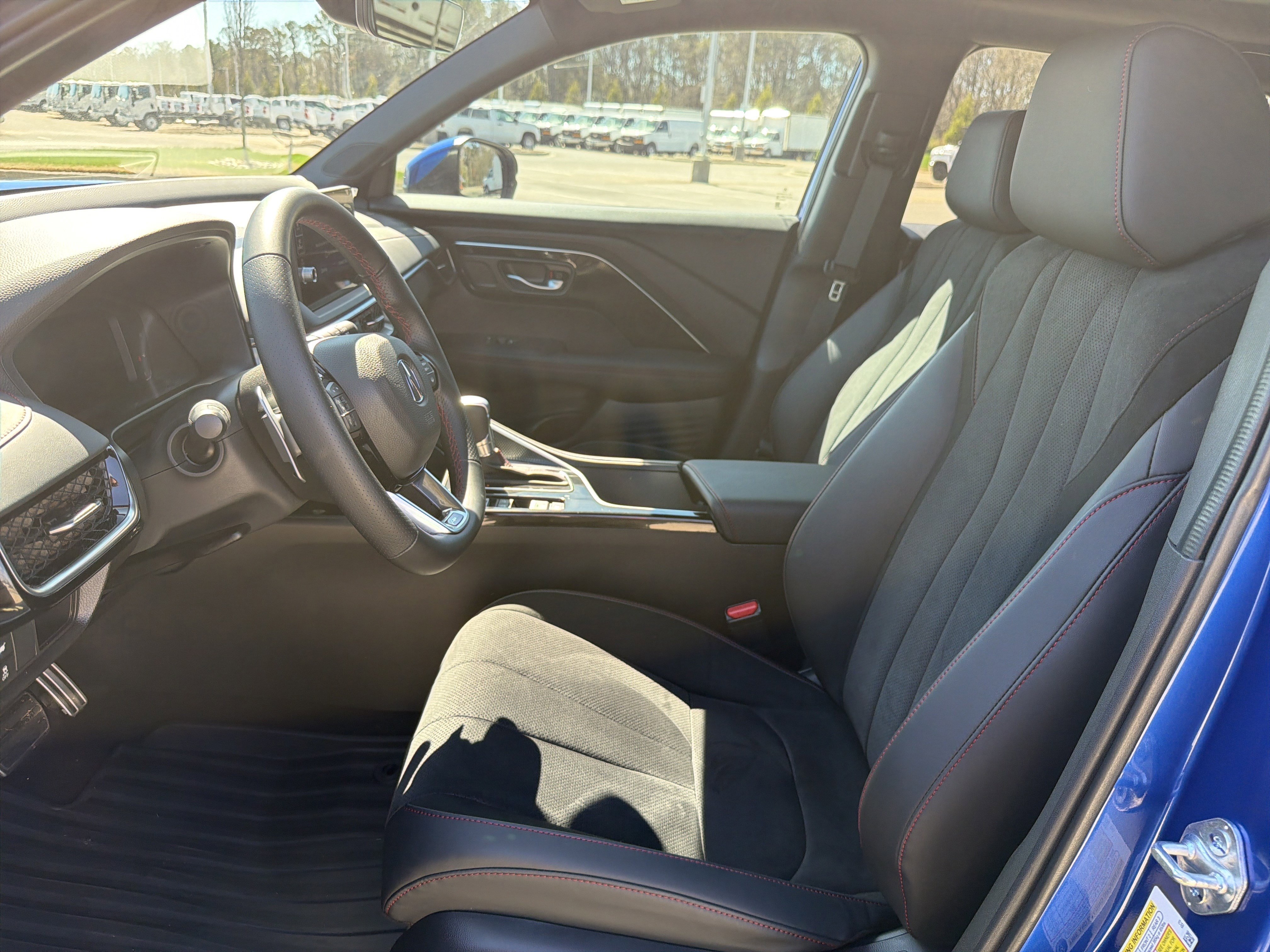 Used 2025 Acura ADX A-Spec image 16