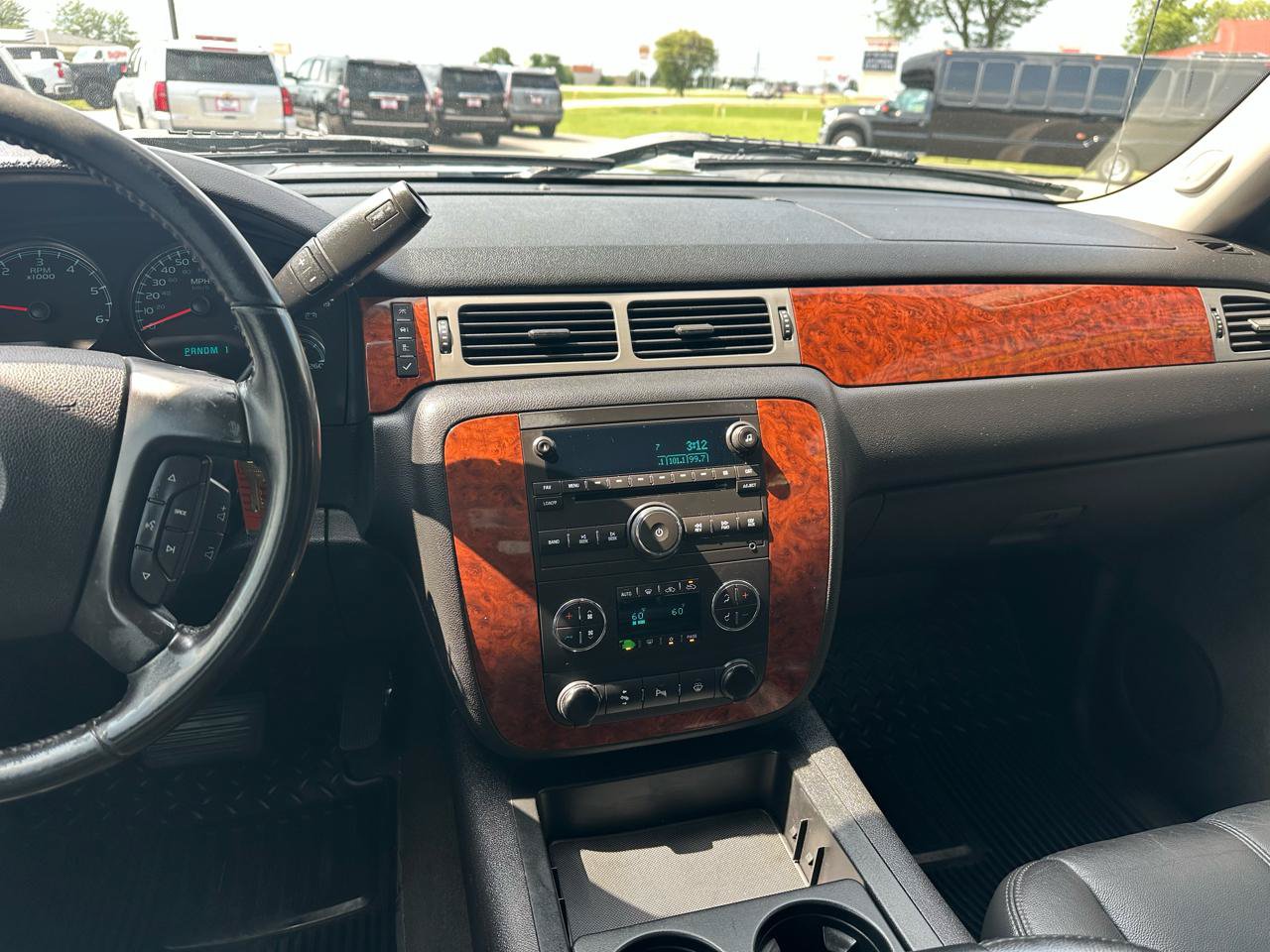 Used 2008 Chevrolet Silverado 2500 LTZ w/ Safety Package AWD/4WD image 12