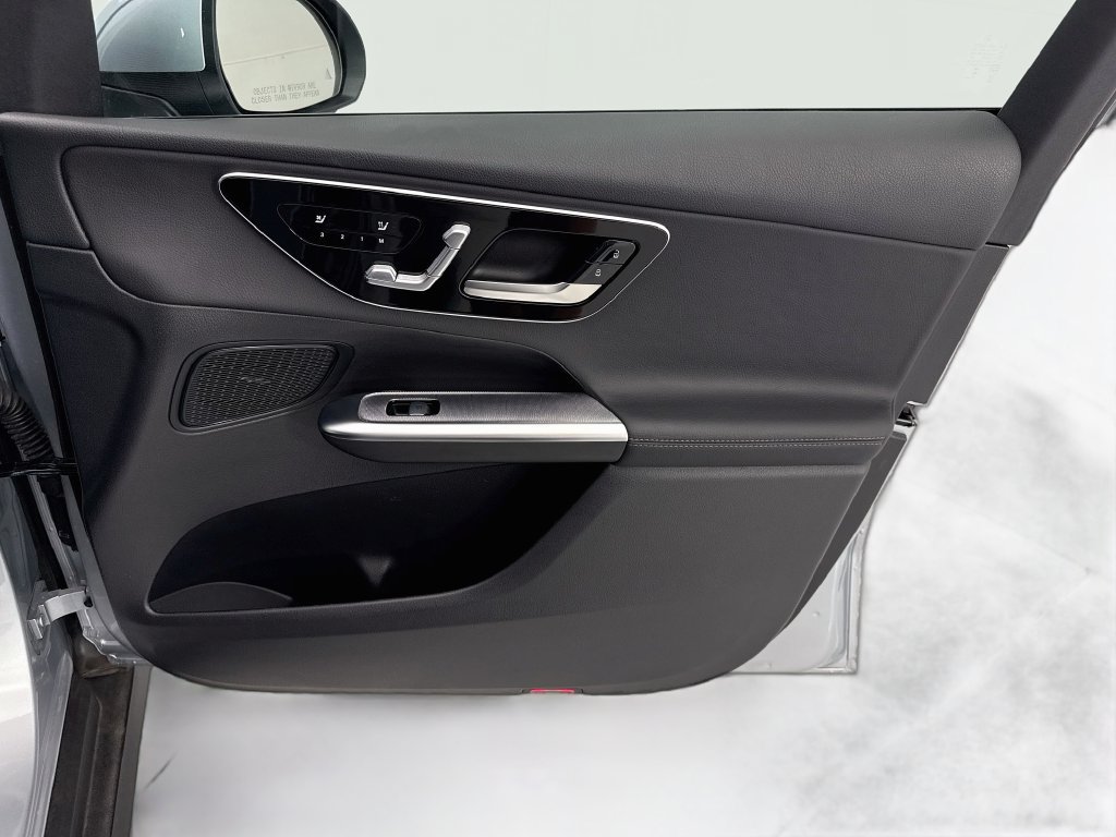 Certified 2026 Mercedes-Benz GLC 300 image 23