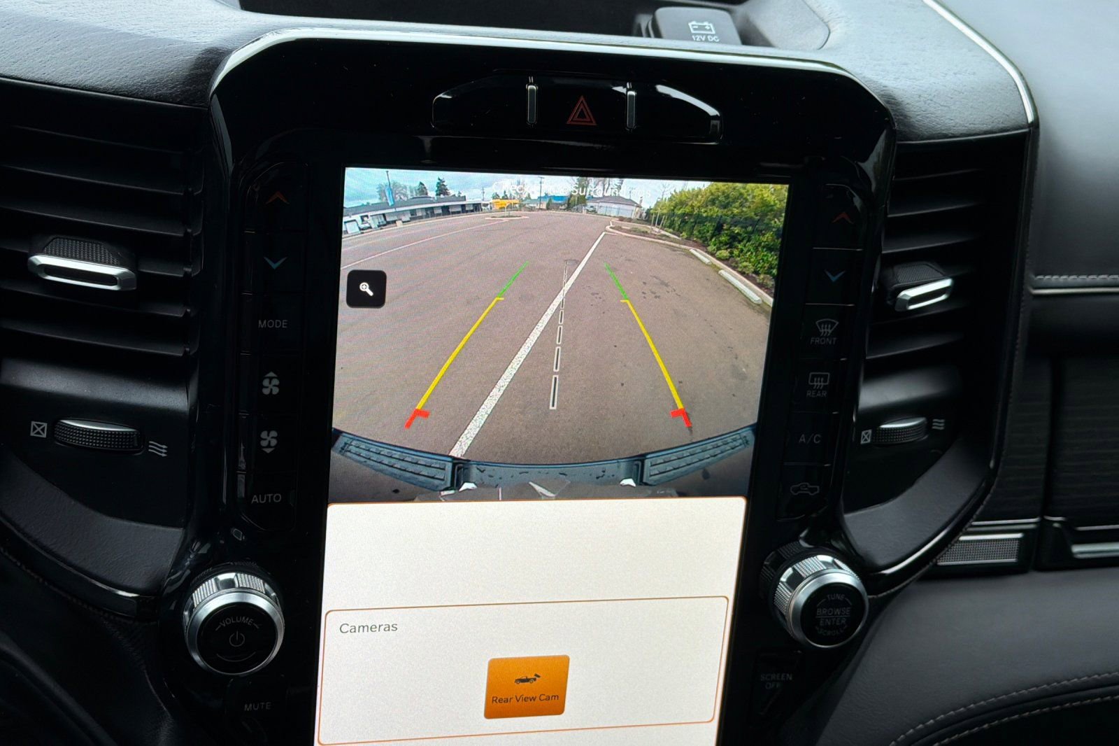 Used 2022 RAM 1500 Limited w/ Body Color Bumper Group image 19