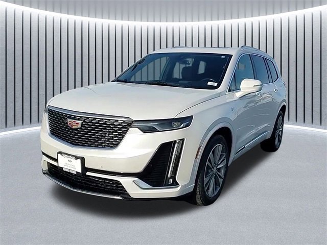 Certified 2022 Cadillac XT6 Premium Luxury image 9
