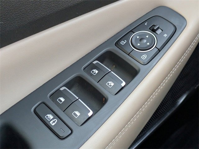 Used 2023 Hyundai Santa Fe SEL w/ Premium Package image 25