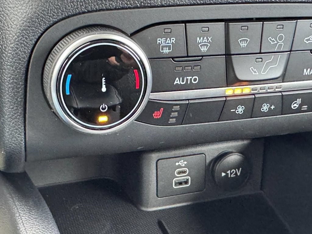 New 2026 Ford Escape Active w/ Cold Weather Package AWD/4WD image 16