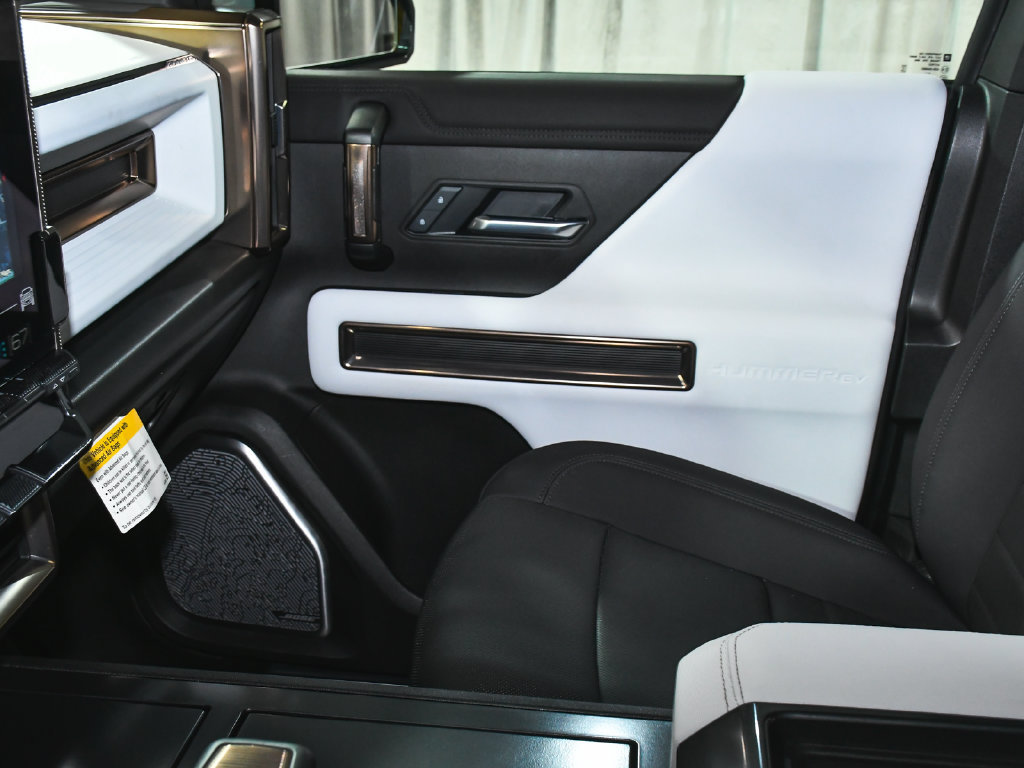 Used 2025 GMC Hummer EV 3X AWD/4WD image 42