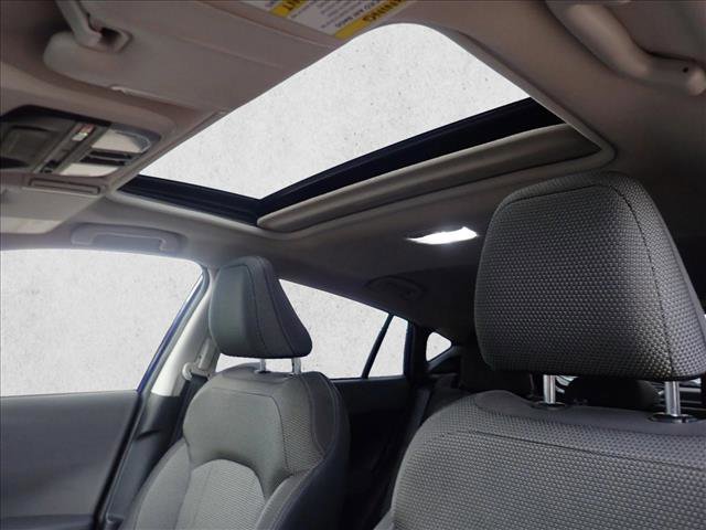 Used 2024 Subaru Crosstrek 2.0i Premium image 12