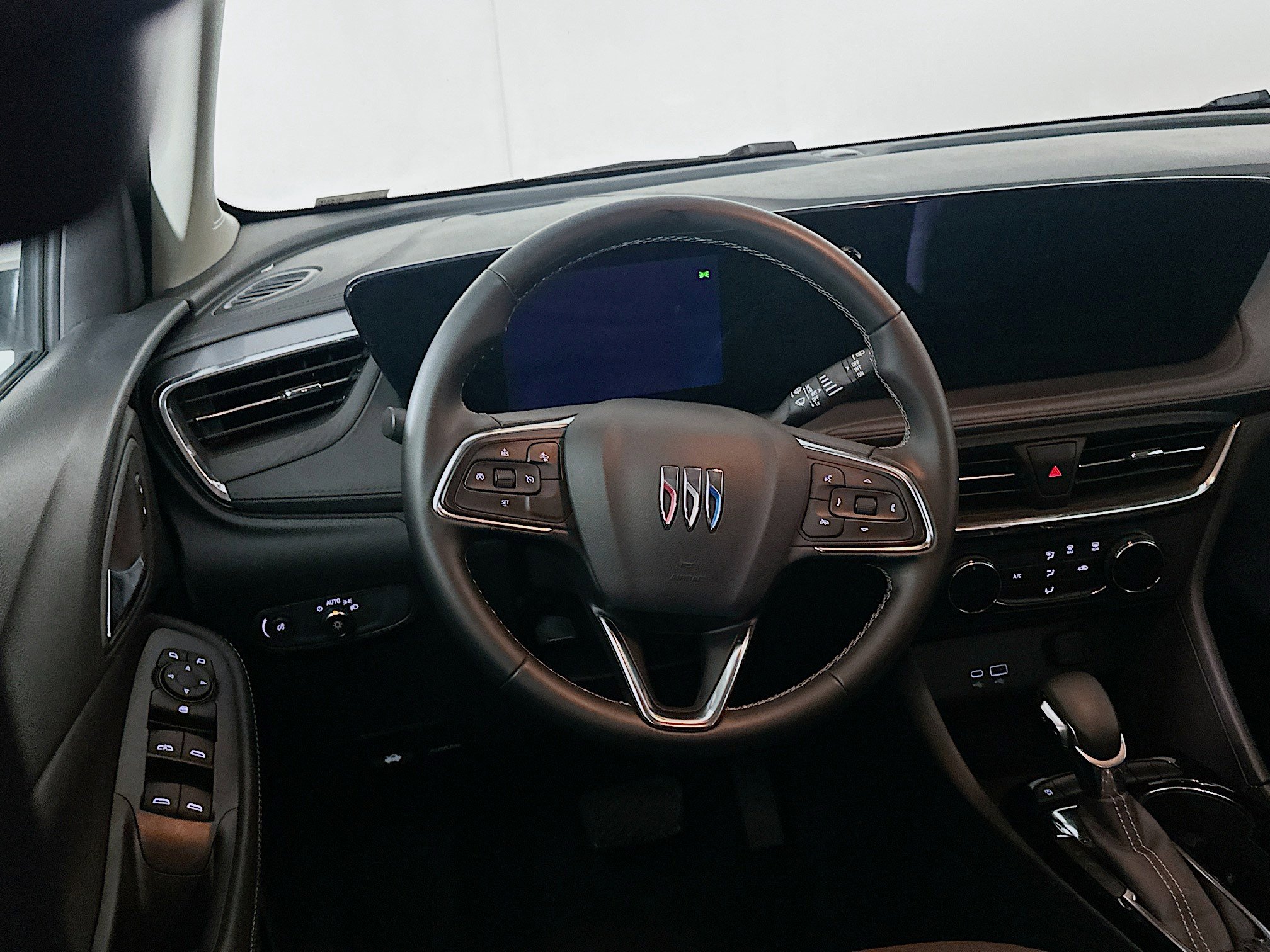 Used 2025 Buick Encore GX Preferred image 18
