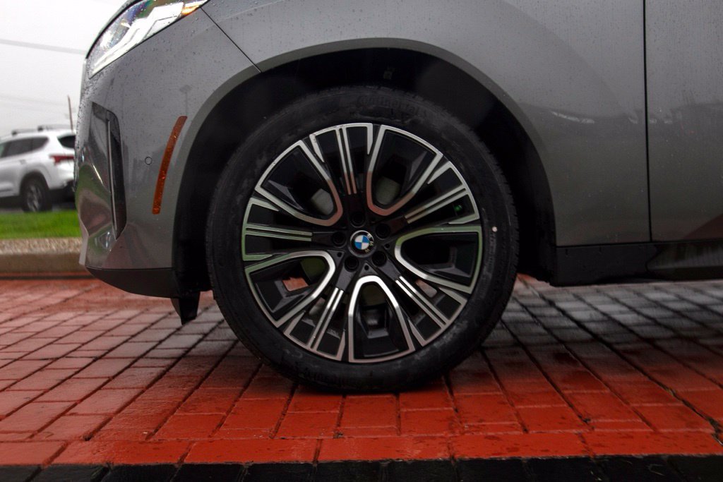 Certified 2025 BMW X3 xDrive30i w/ Premium Package AWD/4WD image 4