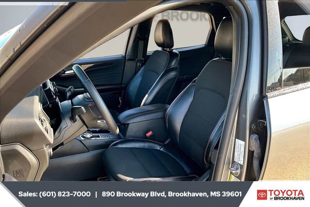 Used 2024 Ford Escape ST-Line image 18