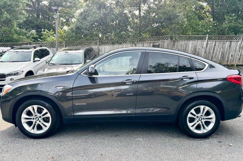 Used 2016 BMW X4 xDrive28i AWD/4WD image 4