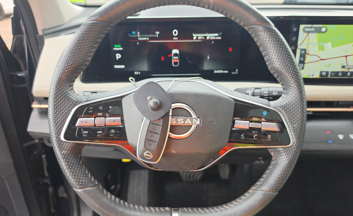 Used 2024 Nissan Ariya AWD image 11
