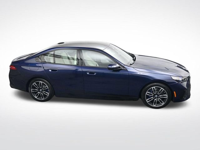 New 2027 BMW 550e xDrive AWD/4WD image 23