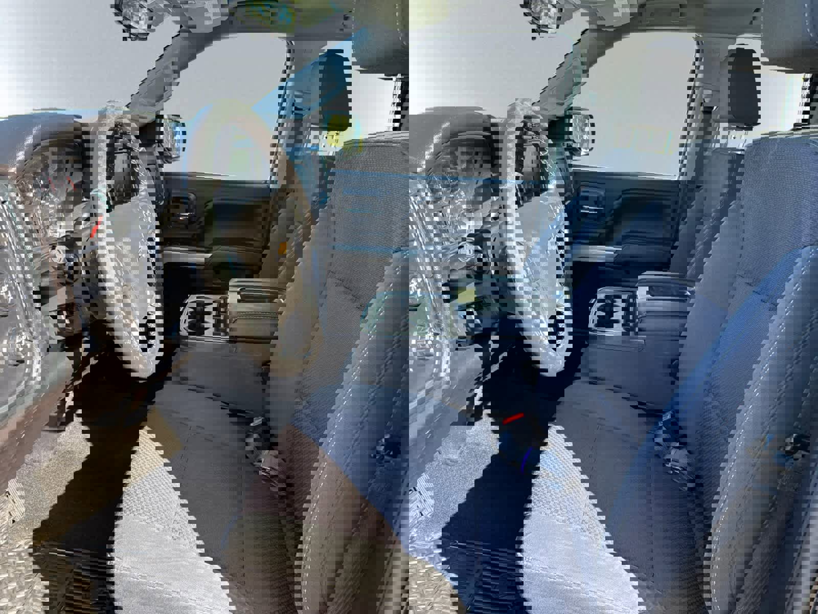 Used 2018 Chevrolet Silverado 1500 LT w/ All Star Edition image 6