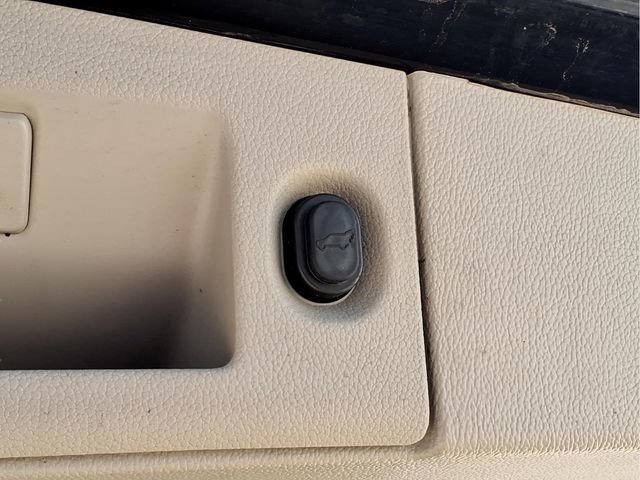 Used 2018 GMC Yukon XL Denali w/ Open Road Package AWD/4WD image 31
