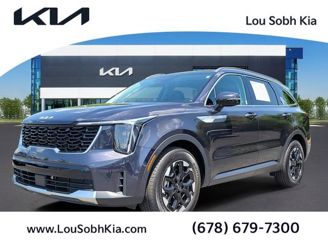 Certified 2025 Kia Sorento S w/ Panoramic Sunroof Package