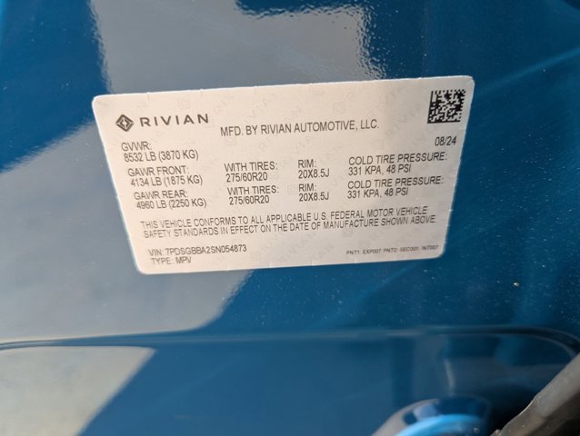 Used 2025 Rivian R1S Adventure AWD/4WD image 16