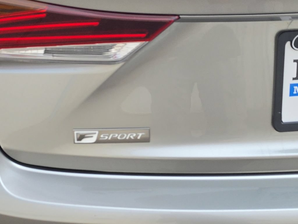 Used 2019 Lexus IS 300 F Sport AWD/4WD image 7