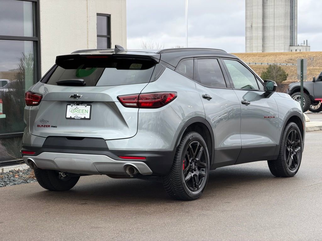 Used 2023 Chevrolet Blazer LT w/ Sound & Technology Package image 4