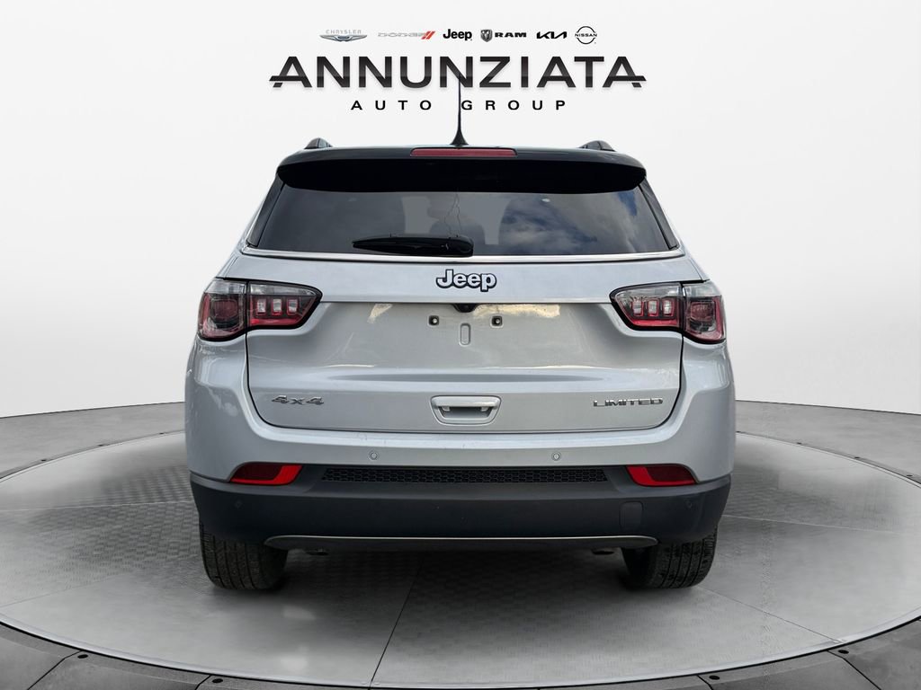 Used 2024 Jeep Compass Limited image 4