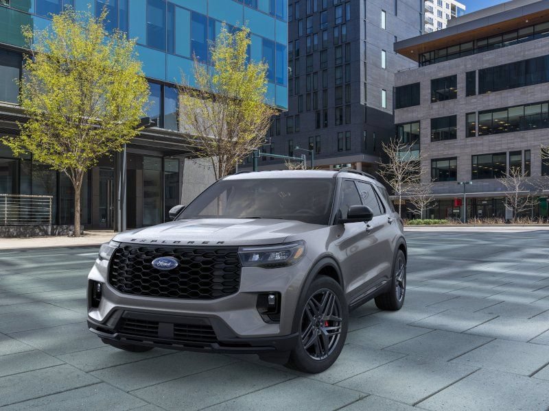 New 2026 Ford Explorer ST-Line w/ ST-Line Street Pack AWD/4WD image 2