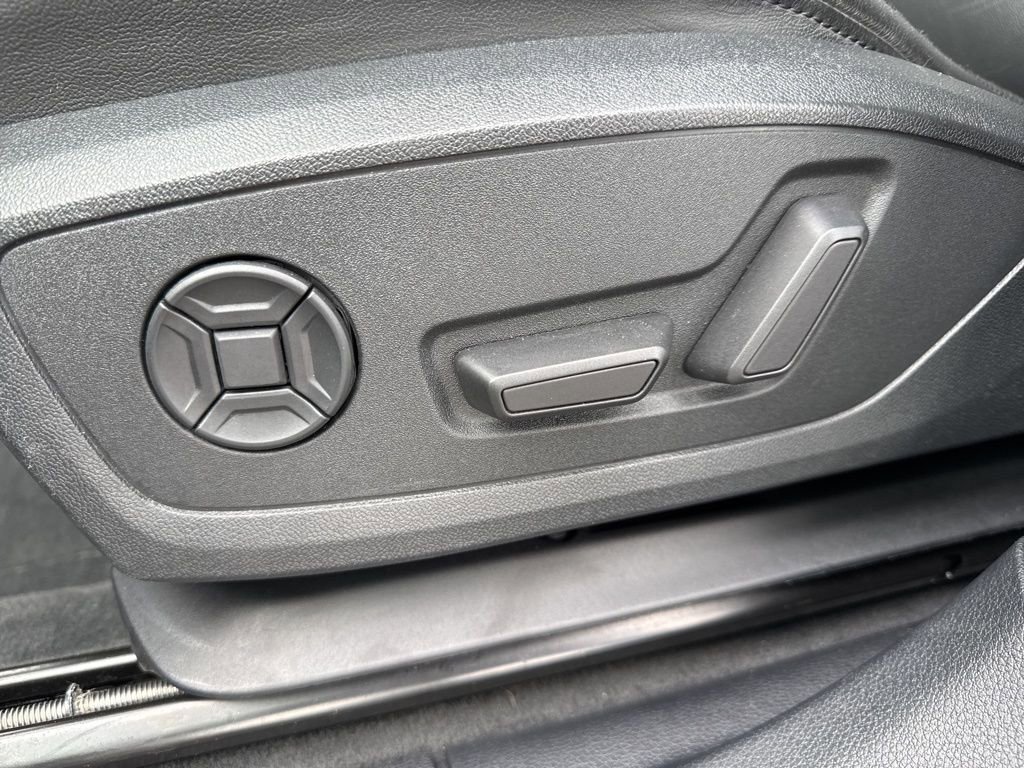 Used 2023 Audi Q3 2.0T Premium Plus image 20