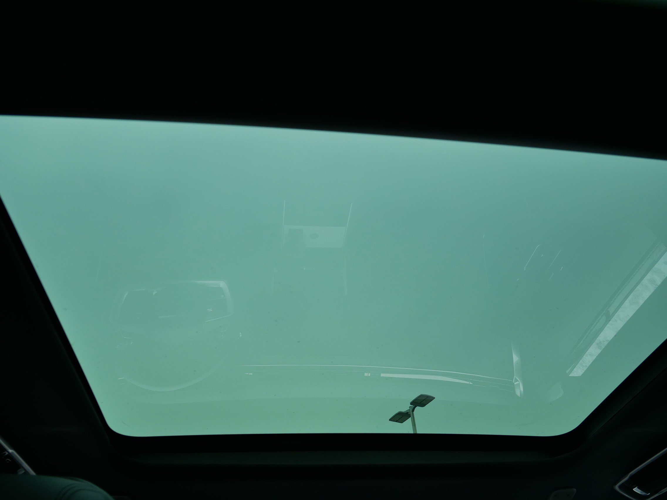 New 2025 Land Rover Range Rover SE image 8