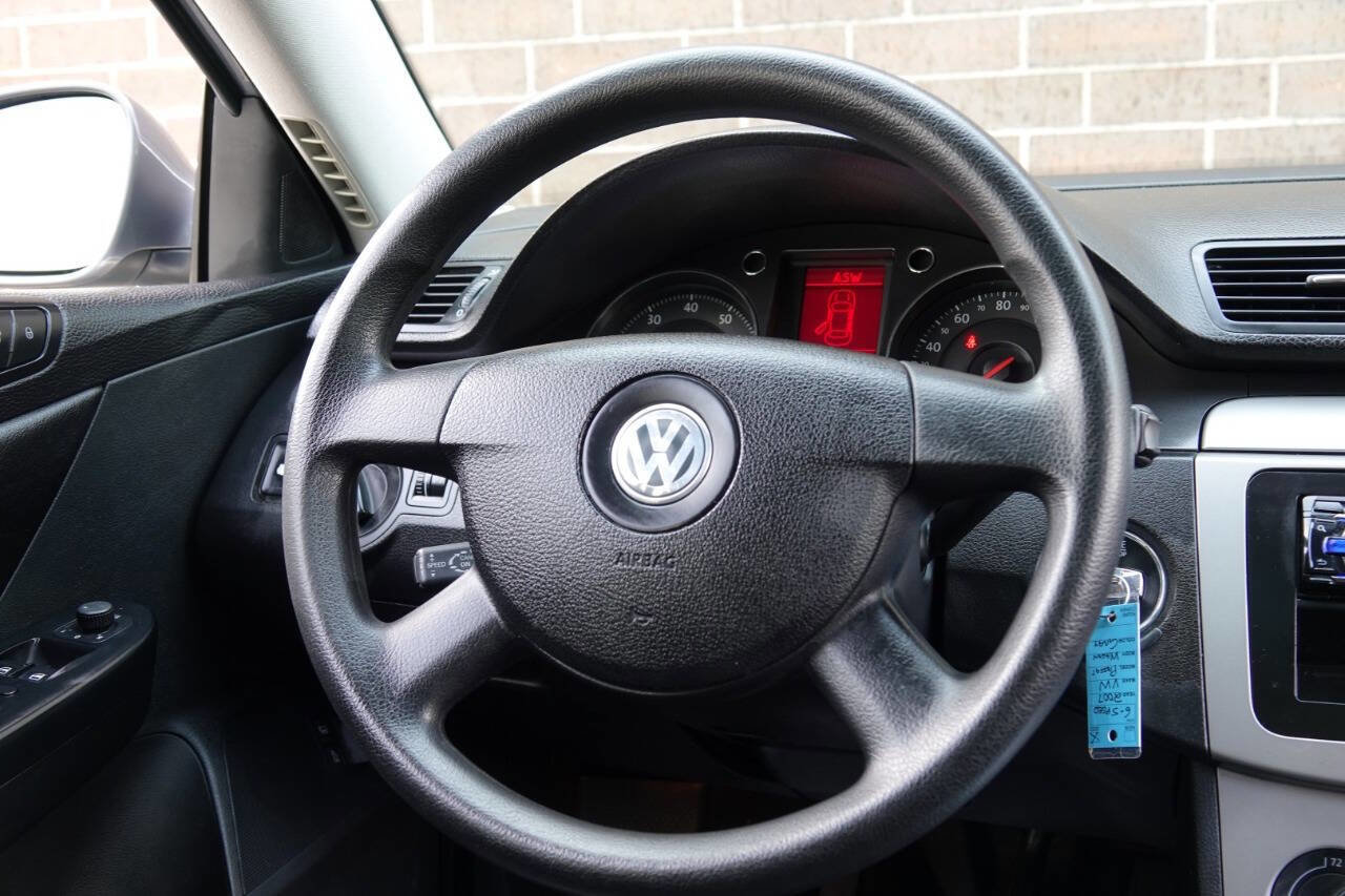 Used 2007 Volkswagen Passat 2.0T FWD image 77