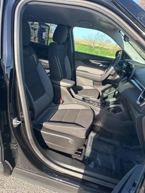 Used 2025 Chevrolet TrailBlazer LT AWD/4WD image 42