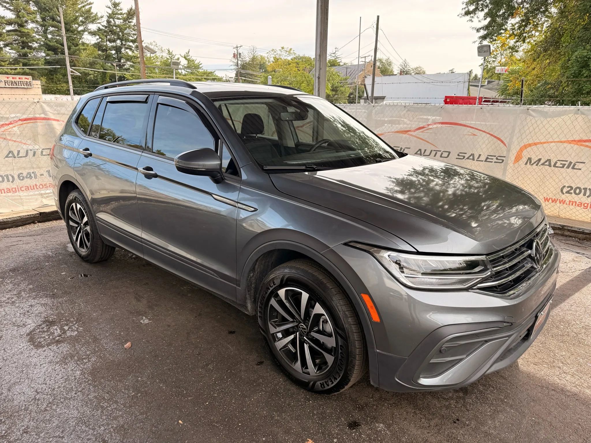 Used 2024 Volkswagen Tiguan S AWD/4WD image 7