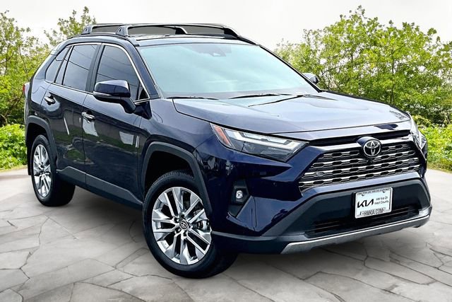 Used 2025 Toyota RAV4 Limited w/ Advanced Technology Package image 10