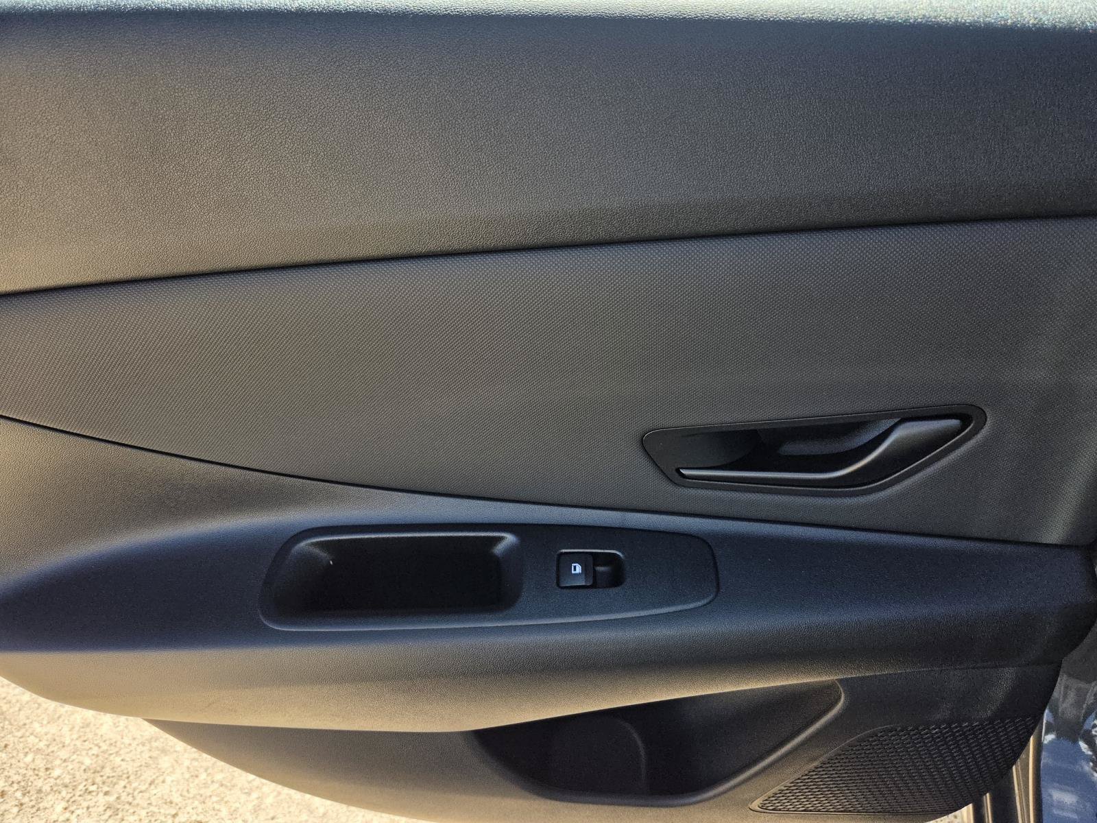 Certified 2026 Hyundai Elantra Sport w/ Cargo Package FWD image 9