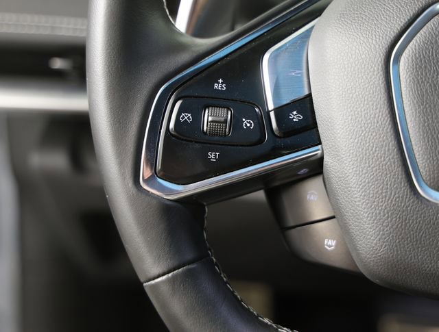 Used 2024 Chevrolet Corvette Stingray Coupe w/ Z51 Performance Package image 14