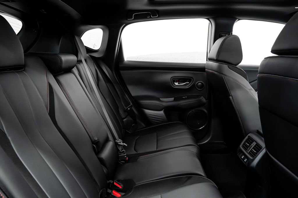 Certified 2025 Acura ADX A-Spec image 33