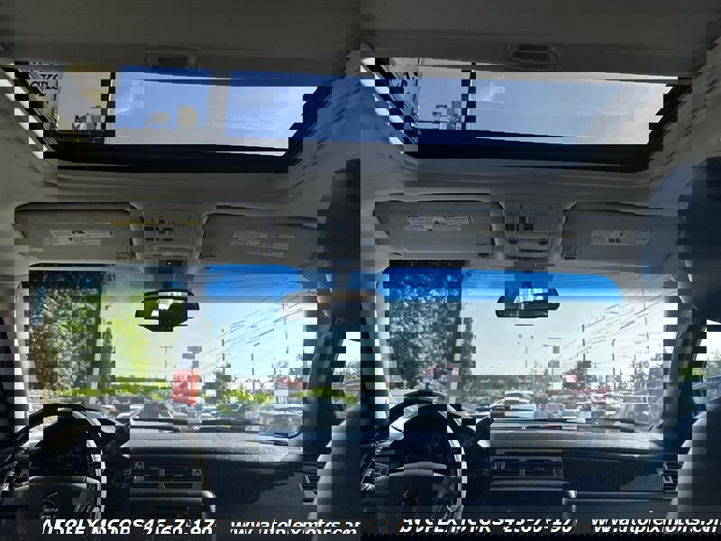 Used 2011 GMC Yukon Denali image 16