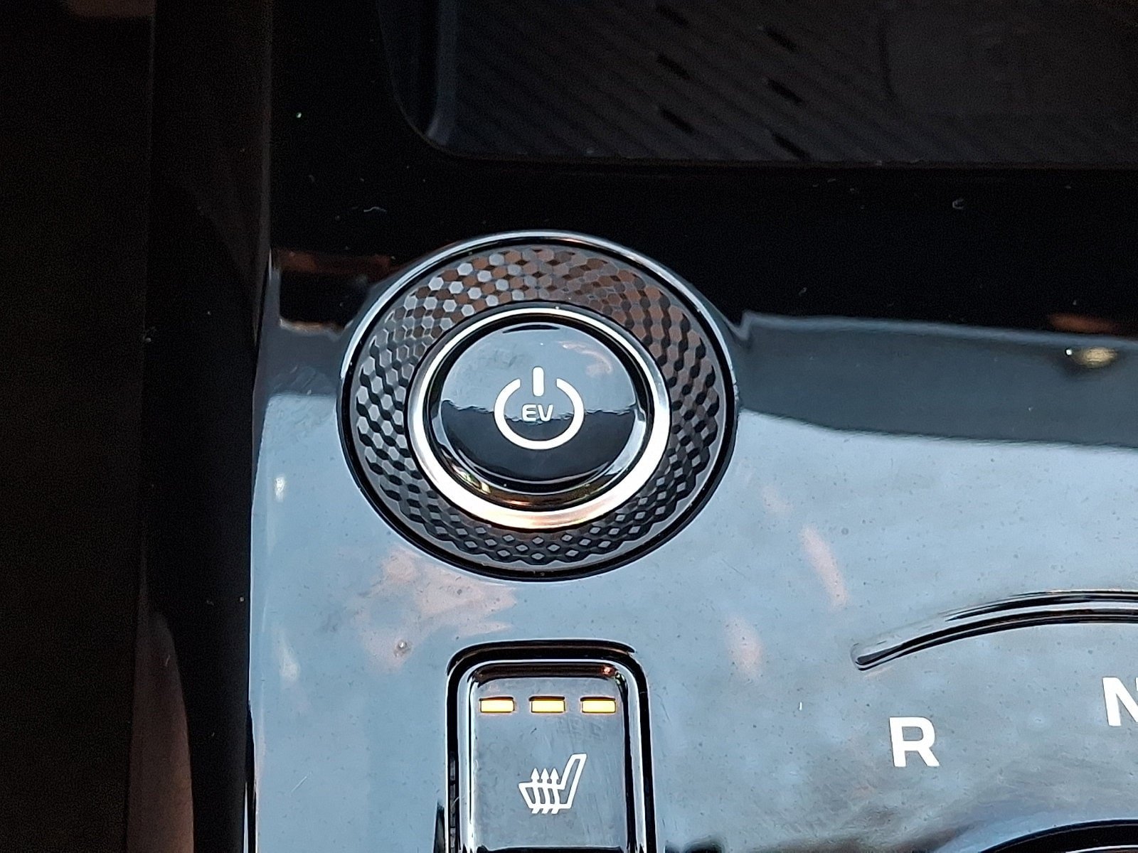 Used 2024 Kia Niro Wind w/ Wind Preserve Package FWD image 24