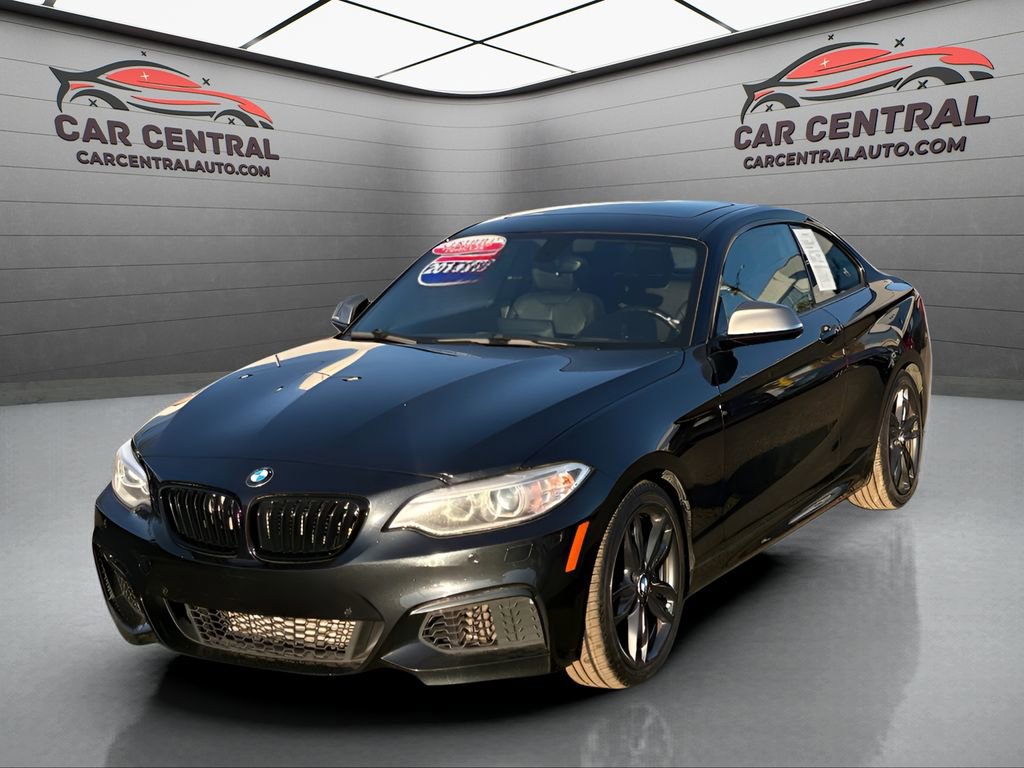 Used 2016 BMW M235i xDrive Coupe image 1