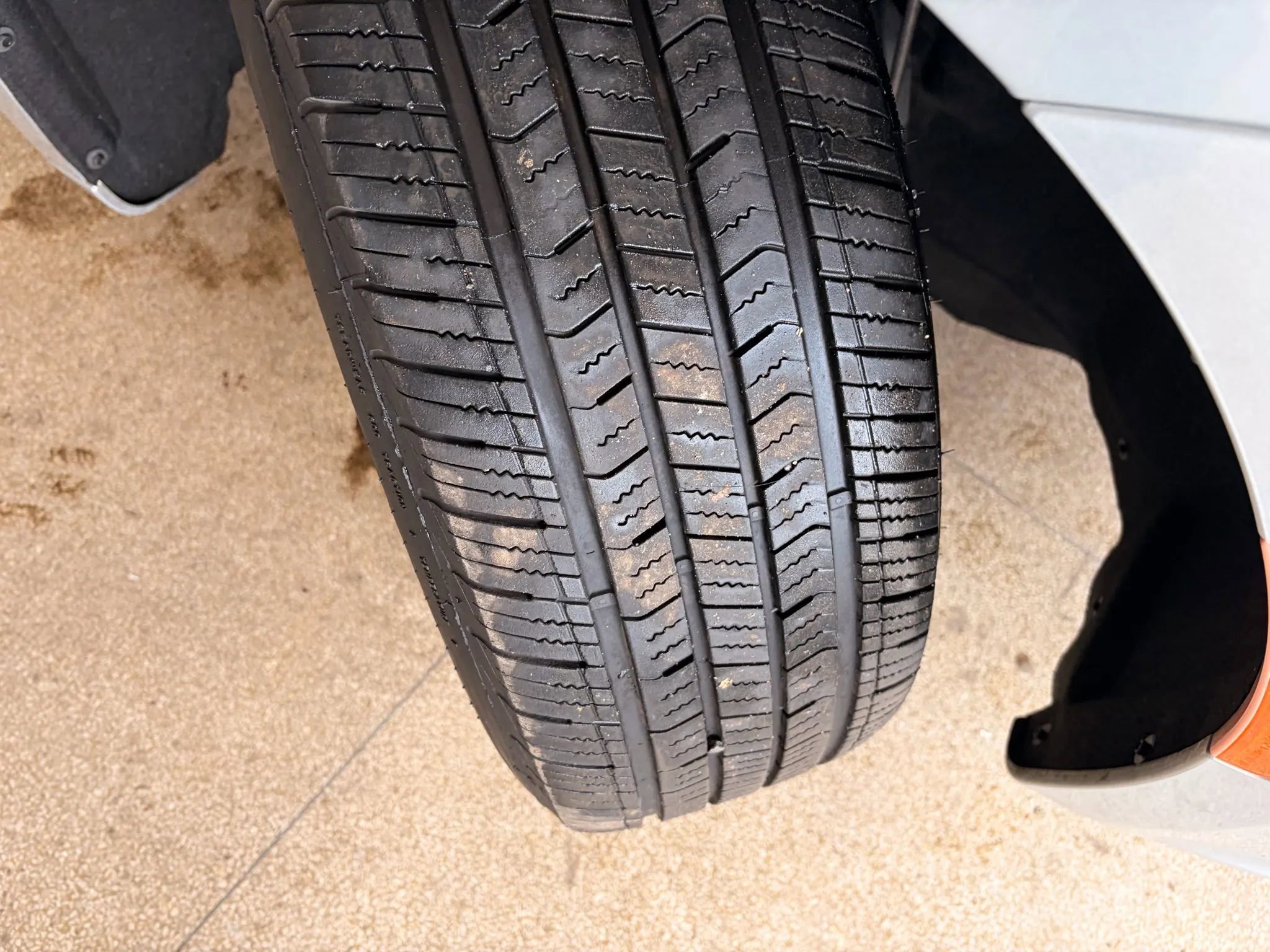 Used 2023 Chrysler Pacifica Touring image 32