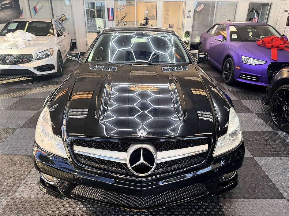 Used 2011 Mercedes-Benz SL 550 image 5