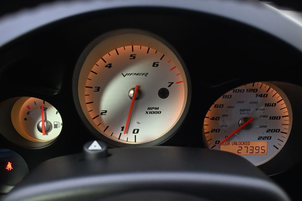 Used 2010 Dodge Viper SRT-10 w/ Final Edition Group image 29